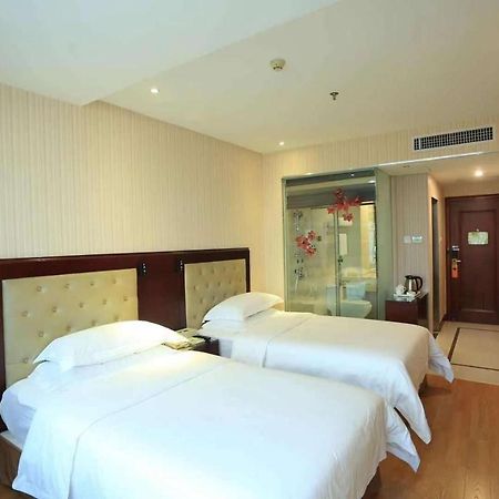 Vienna Hotel In Pinghu Square Shenzhen Exterior foto