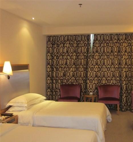 Vienna Hotel In Pinghu Square Shenzhen Quarto foto