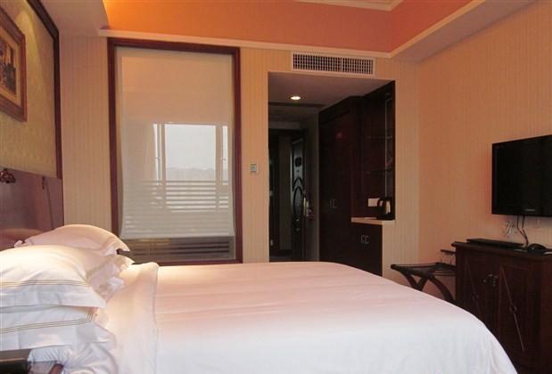 Vienna Hotel In Pinghu Square Shenzhen Quarto foto