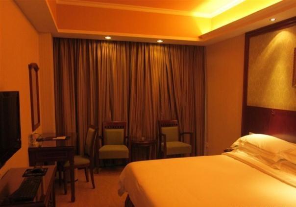 Vienna Hotel In Pinghu Square Shenzhen Exterior foto