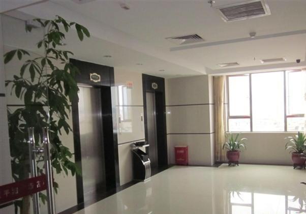 Vienna Hotel In Pinghu Square Shenzhen Exterior foto